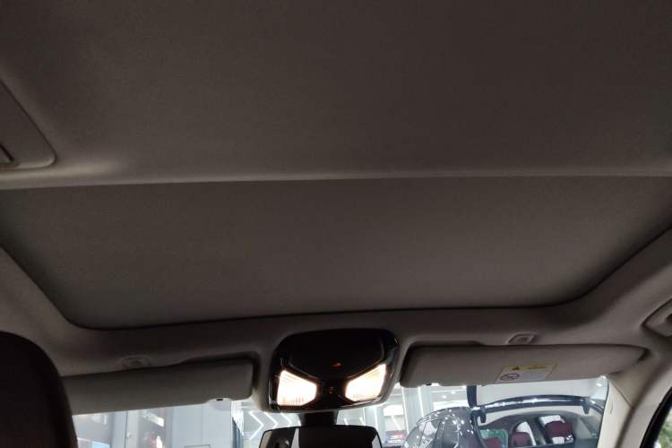 Used BMW 5 Series 2022 Second Facelift 530Li Luxury Edition Premium Package
