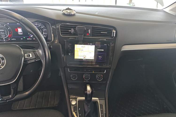 Used Volkswagen Golf 2020 Zhiai Edition 280TSI DSG Comfort Model
