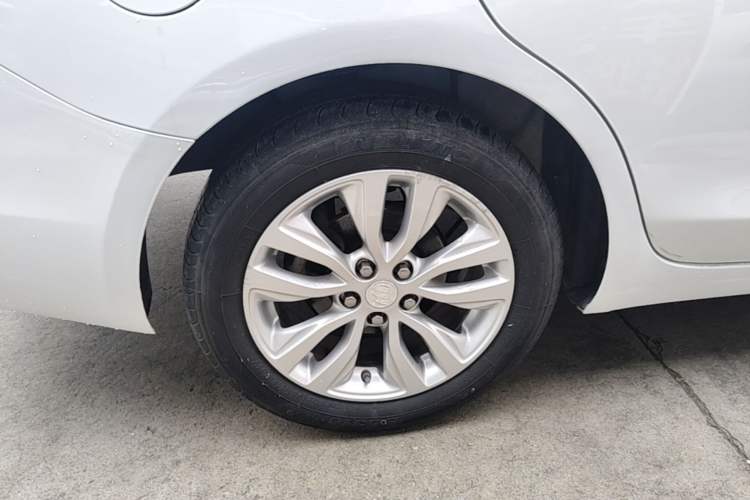 Used Buick GT 2019 15T Dual-Clutch Connected Elite Model China VI
