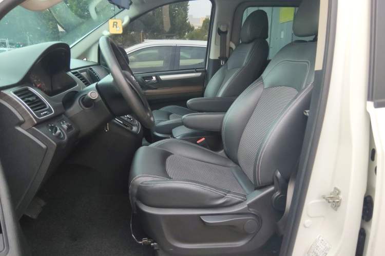 Used SAIC MAXUS G10 2019 PLUS 2.0T Automatic Elite Edition China VI Standard