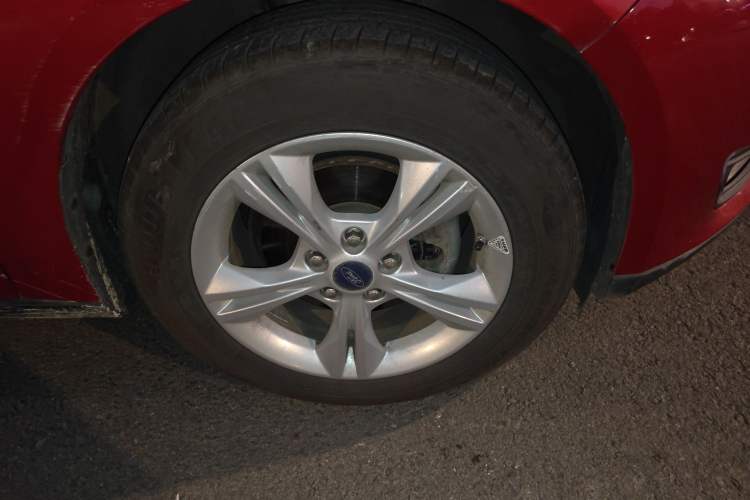 Used Ford Focus 2017 Sedan 1.6L Manual Comfort Plus SmartDrive Edition
