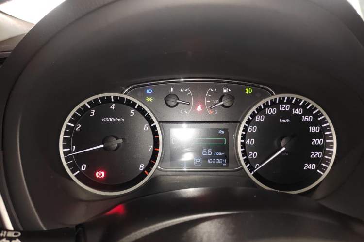 Used Nissan Sylphy 2016 1.6 XL CVT Deluxe Edition Instrument Cluster