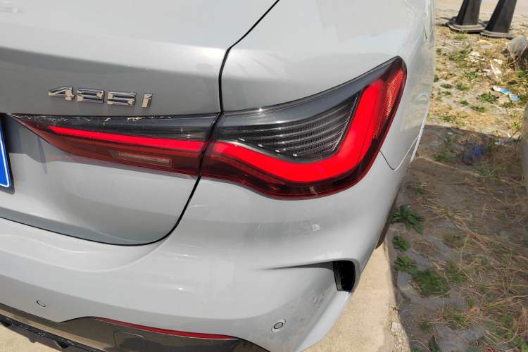 Used BMW 4 Series 2023 425i M Sport Package Exterior 3