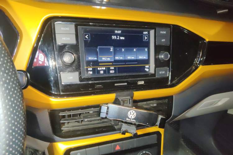 Used Volkswagen T-Cross 2019 1.5L Automatic Comfort Edition Audio And AC Panel