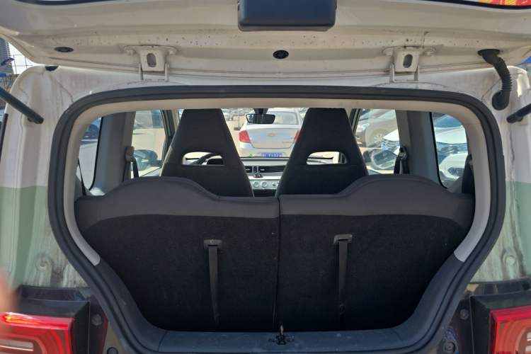 Used Wuling Hongguang MINIEV 2022 Macaron Premium Model – Lithium Iron Phosphate Trunk