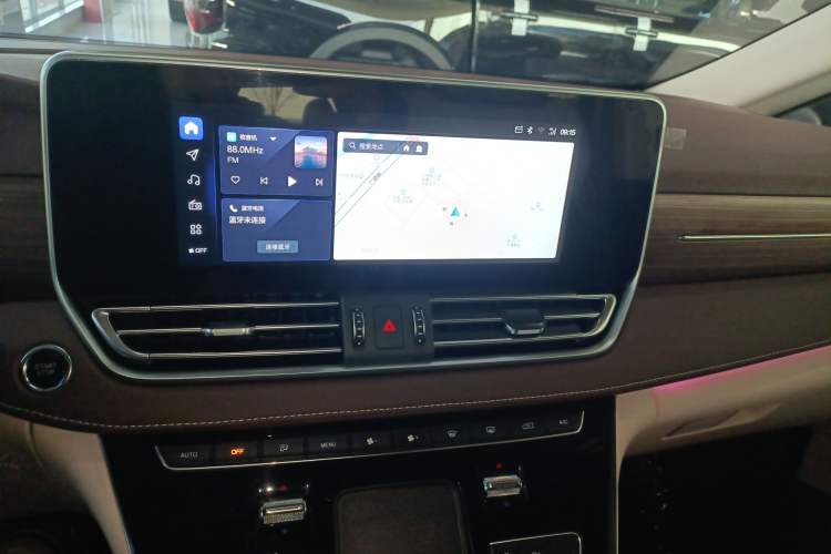 Used Bestune M9 2023 2.0T Ultimate Edition
