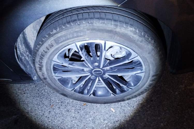 Used Roewe iMAX8 2021 400TGI Supreme Series Prestige Edition