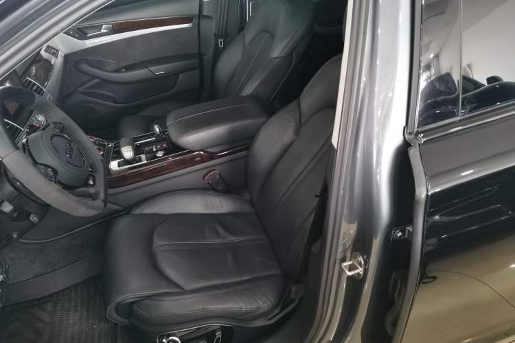 Used Audi A8 2014 A8L 45 TFSI quattro Comfort model Left Front Seat