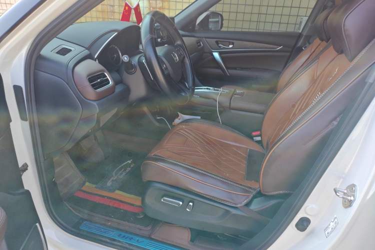 Used Honda UR-V 2024 370TURBO Two-Wheel-Drive Luxury Edition