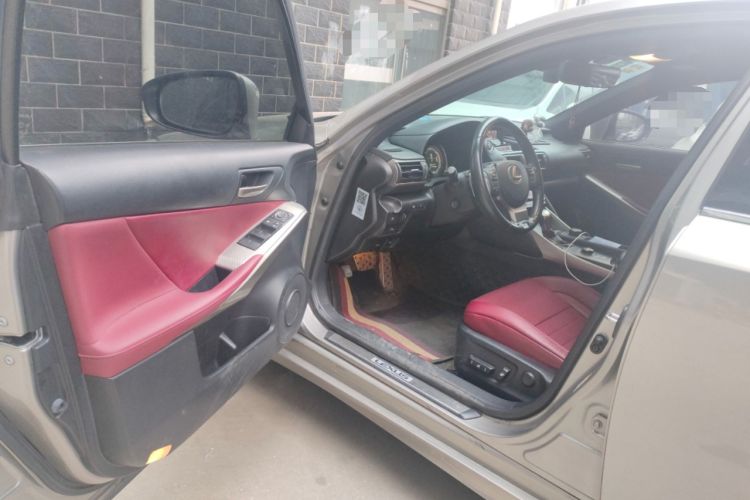 Used Lexus IS 2017 300 F SPORT Edition
