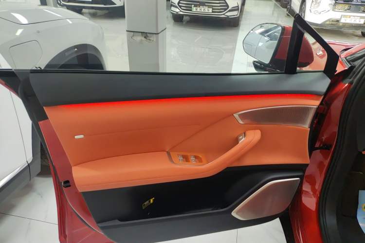 Used ONVO L60 2024 60 kWh Rear-Drive Version