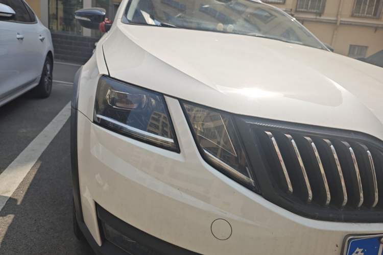 Used Skoda Octavia 2018 Station Wagon TSI280 DSG Luxury Edition