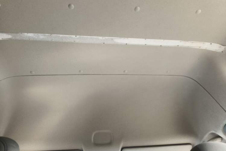 Used Foton Toano 2023 2.0T Automatic Jixiang Multi-Function Long-Wheelbase Mid-Height Rear Single Tire – Available in 6/7/9-Seater Configurations Headliner