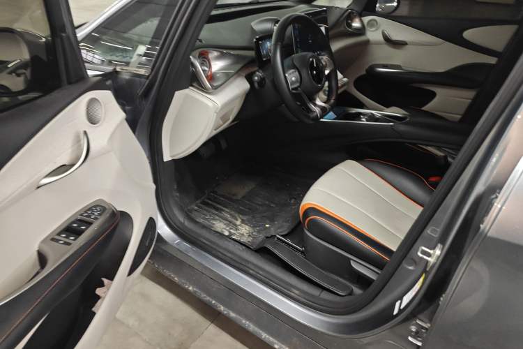 Used BYD Dolphin 2021 405 km Free Version
