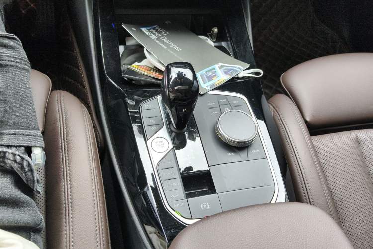 Used BMW X3 2022 Restyled xDrive25i M Sport Package Gear Lever