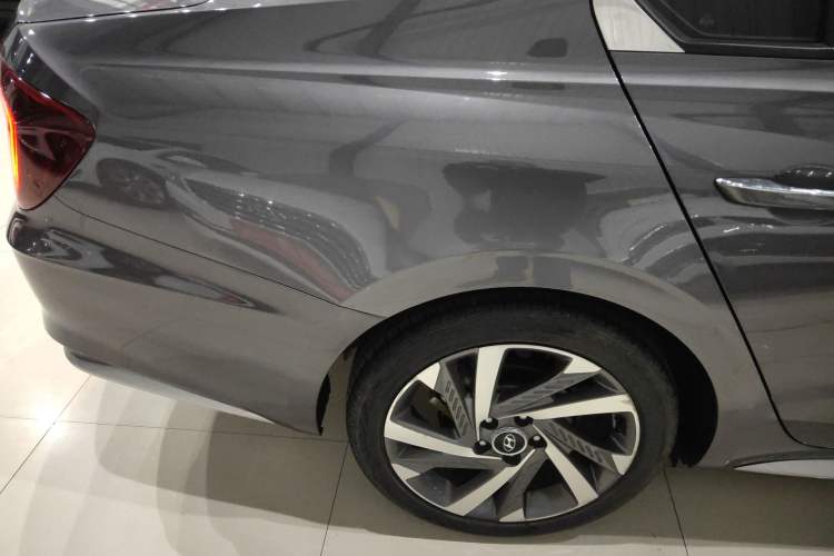 Used Hyundai Mistra 2021 1.8L CVT LUX Premium Edition
