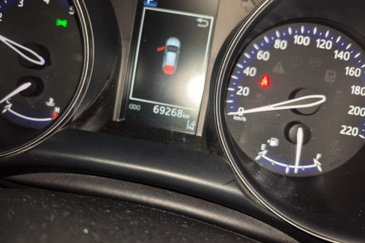 Used Toyota C-HR 2018 2.0L Leading Edition China VI