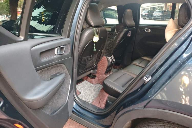 Used Volvo XC40 2021 T4 Four-Wheel Drive Smart Luxury Edition
