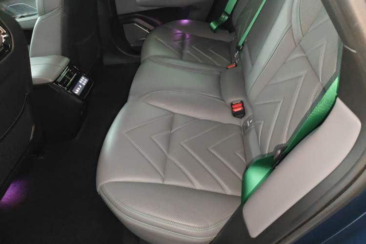 Used Zeekr 001 2023 YOU Edition 100 kWh
