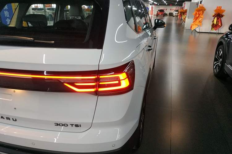 Used Volkswagen Tharu 2024 300TSI Two-Wheel-Drive Moon Luxury Edition