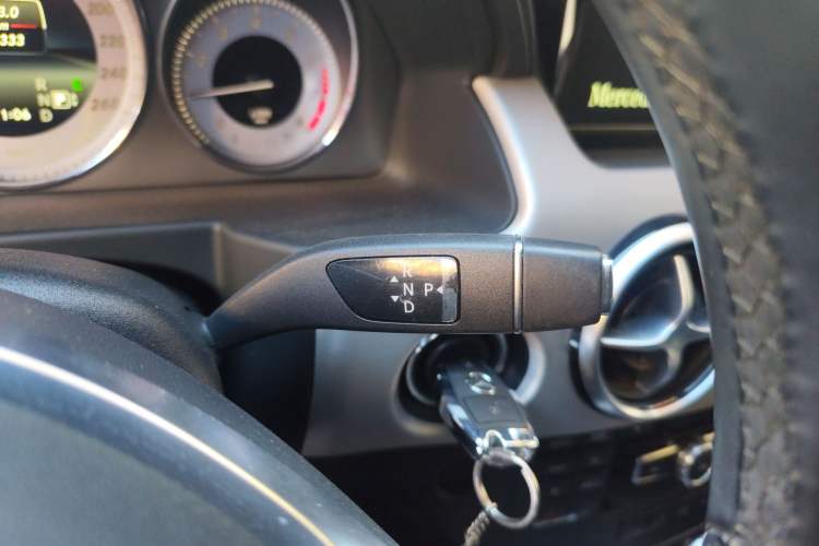 Used Mercedes-Benz GLK-Class 2015 GLK 260 4MATIC Dynamic Edition Ultimate Version