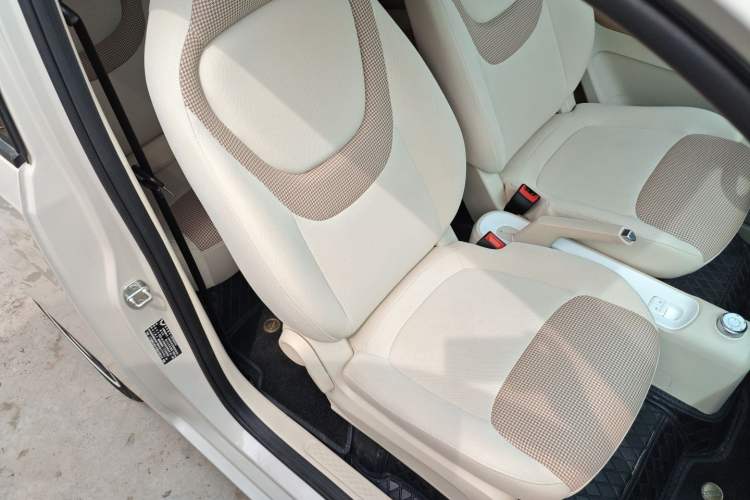 Used Wuling Hongguang MINIEV 2024 3rd Generation 215km Youth Edition Right Front Seat