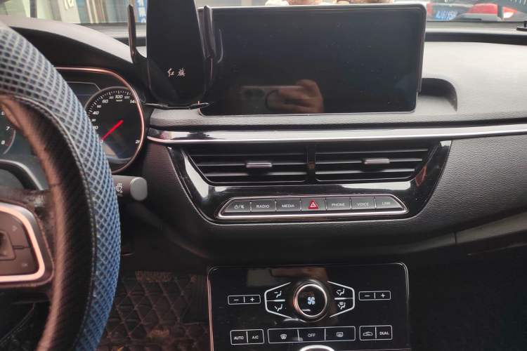 Used Hongqi H5 2019 30TD Dynamic Edition