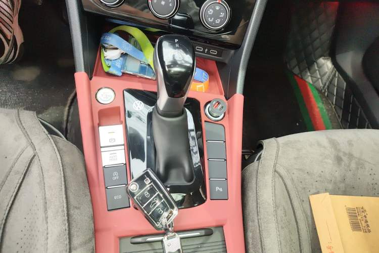 Used Volkswagen Sagitar 2025 Revised 300TSI DSG Excellence Edition
