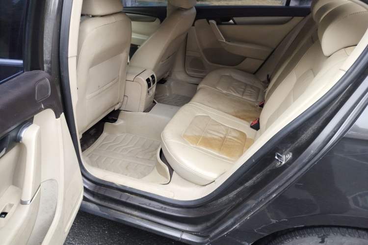 Used Volkswagen Magotan 2012 Revised 1.4 TSI Comfort Version Left Rear Seat