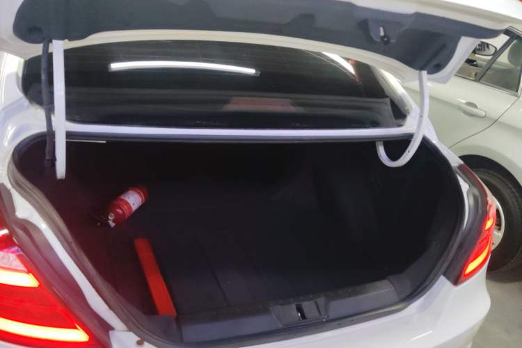 Used Geely Auto Emgrand 2017 Sedan Million Edition 1.5L CVT Upward Version
