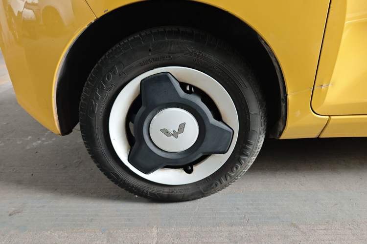 Used Wuling Hongguang MINIEV 2022 Macaron Premium Model – Lithium Iron Phosphate
