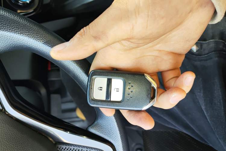 Used Honda XR-V 2017 1.8L EXi CVT Comfort Version
