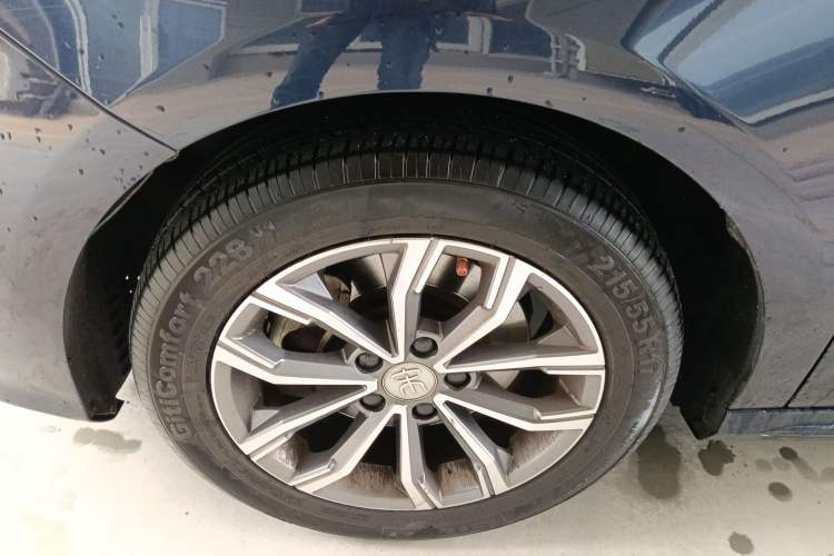 Used BYD Song MAX 2019 1.5T Automatic Smart Connect Ruiyi Sunroof Model 7 Seats China VI Standard Left Front Wheel Hub