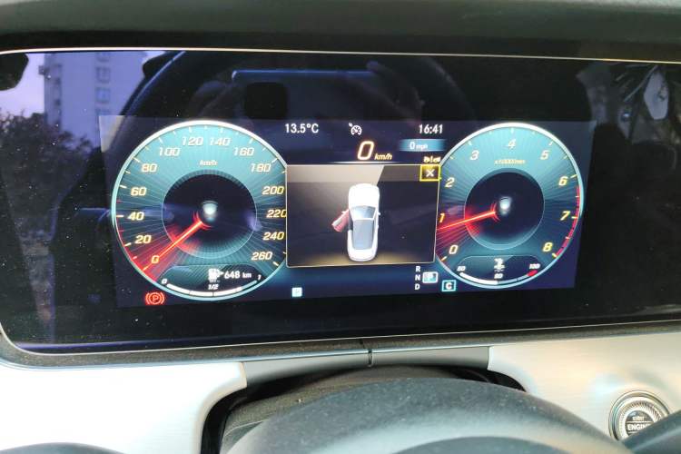 Used Mercedes-Benz E-Class 2023 E 260 4MATIC Convertible Coupe
