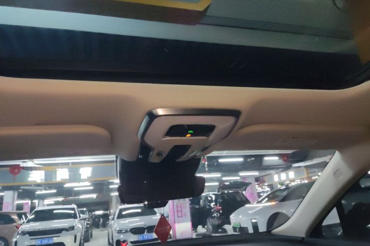 Used Hongqi H5 2025 2.0T Automatic Flag Edition – 500 000 Units Commemorative Version