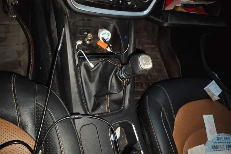 Used Wuling Hongguang S3 2018 1.5L Manual Luxury Model China V Standard
