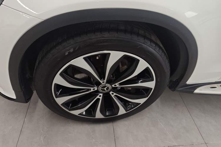 Used Mercedes-Benz GLC Coupe 2017 GLC 260 4MATIC Coupe SUV
