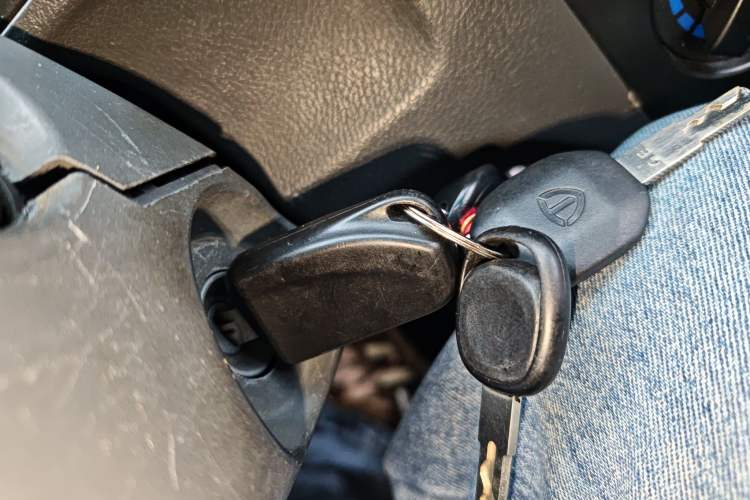 Used Dongfeng Xiaokang K07S 2016 1.2L Practical Version DK12-10
