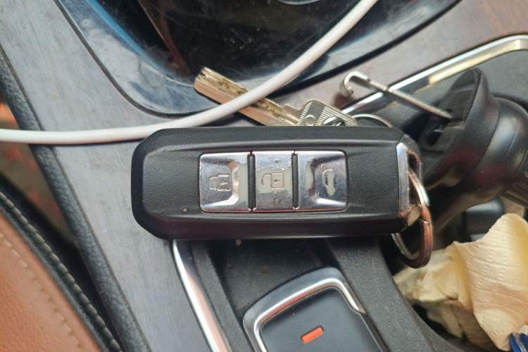 Used Baojun 560 2017 Rhythmic Edition 1.8L iAMT Prestige Model