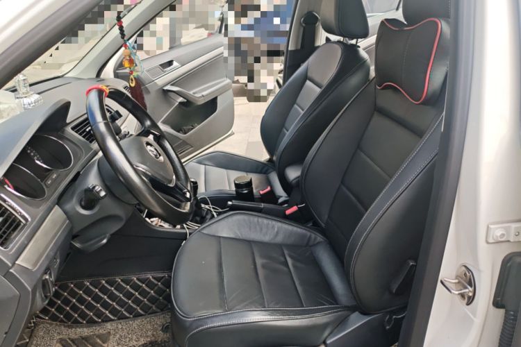 Used Volkswagen Lavida 2015 1.6L Manual Comfort Edition