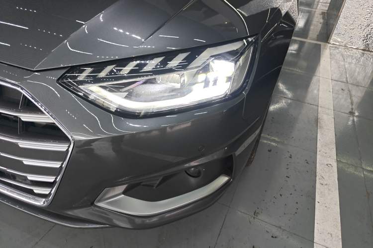 Used Audi A4L 2022 40 TFSI Luxury Prestige Edition
