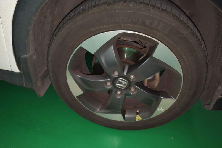 Used Honda Vezel 2015 1.8L CVT 2WD Luxury Model