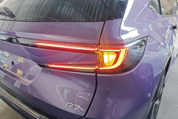 Used Honda P7 2025 Four-Wheel Drive Long-Range Max Right Rear Taillight