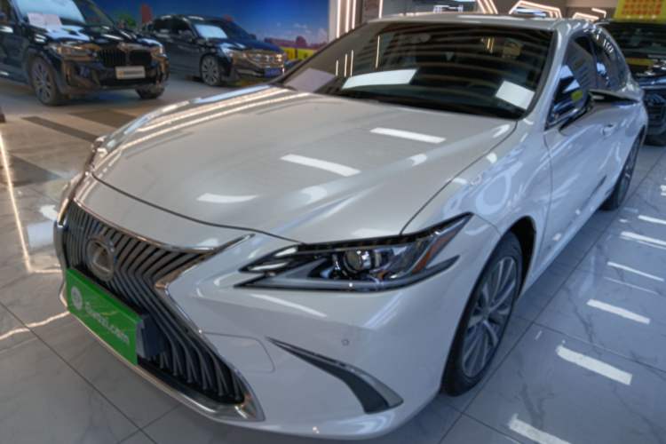 Used Lexus ES 2020 200 Excellence Edition