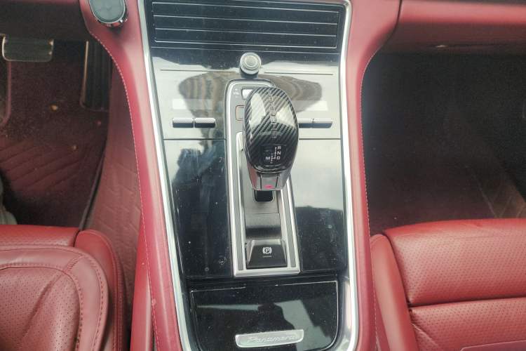 Used Porsche Panamera 2017 Panamera 4 E-Hybrid Executive Long Wheelbase 2.9T
