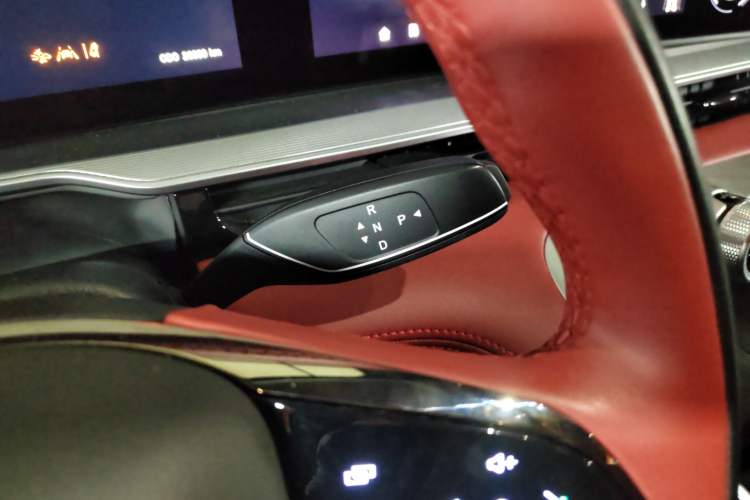 Used EXEED Stellar C-DM 2024 1.5T Long-Range Pro
