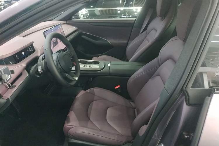 Used Xiaomi Auto SU7 2024 Rear-Drive Ultra-Long Range Advanced Pro-Level Intelligent Driving Version
