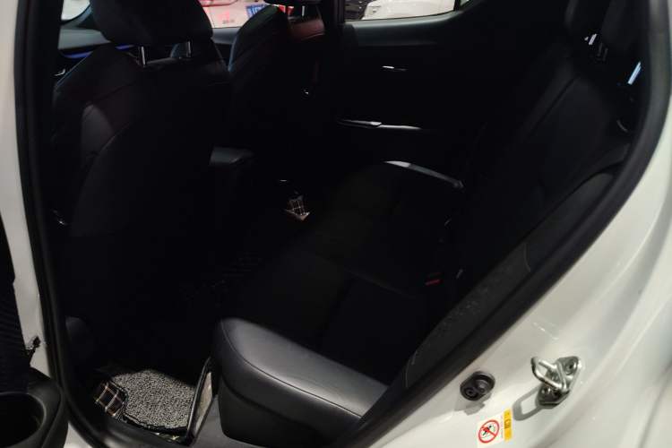 Used Toyota C-HR 2020 2.0L Leading Edition
