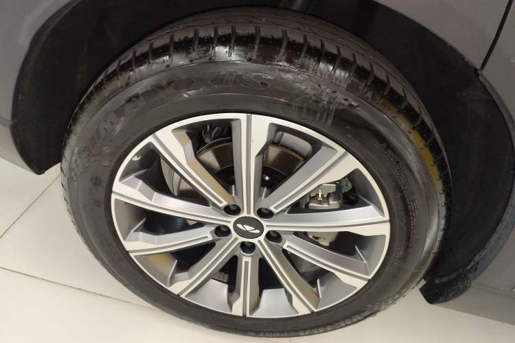 Used Chery Fengyun T9 2025 120 Long-Range Prestige Version 5 Seats Lithium Iron Phosphate