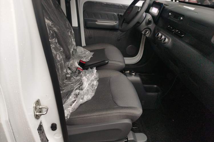 Used Wuling Zhiguang New Energy 2025 Standard Model